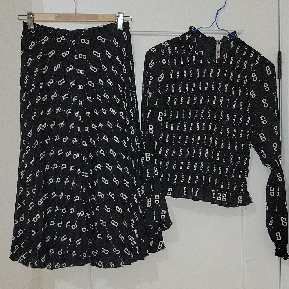 Chic Black and White Geometric Skirt Set
